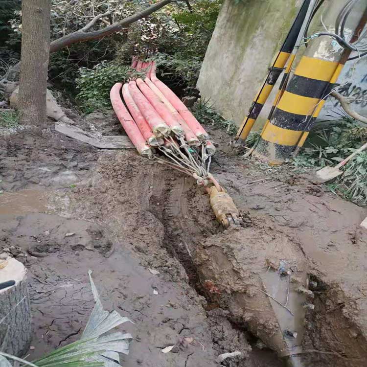 青浦车间拖拉管